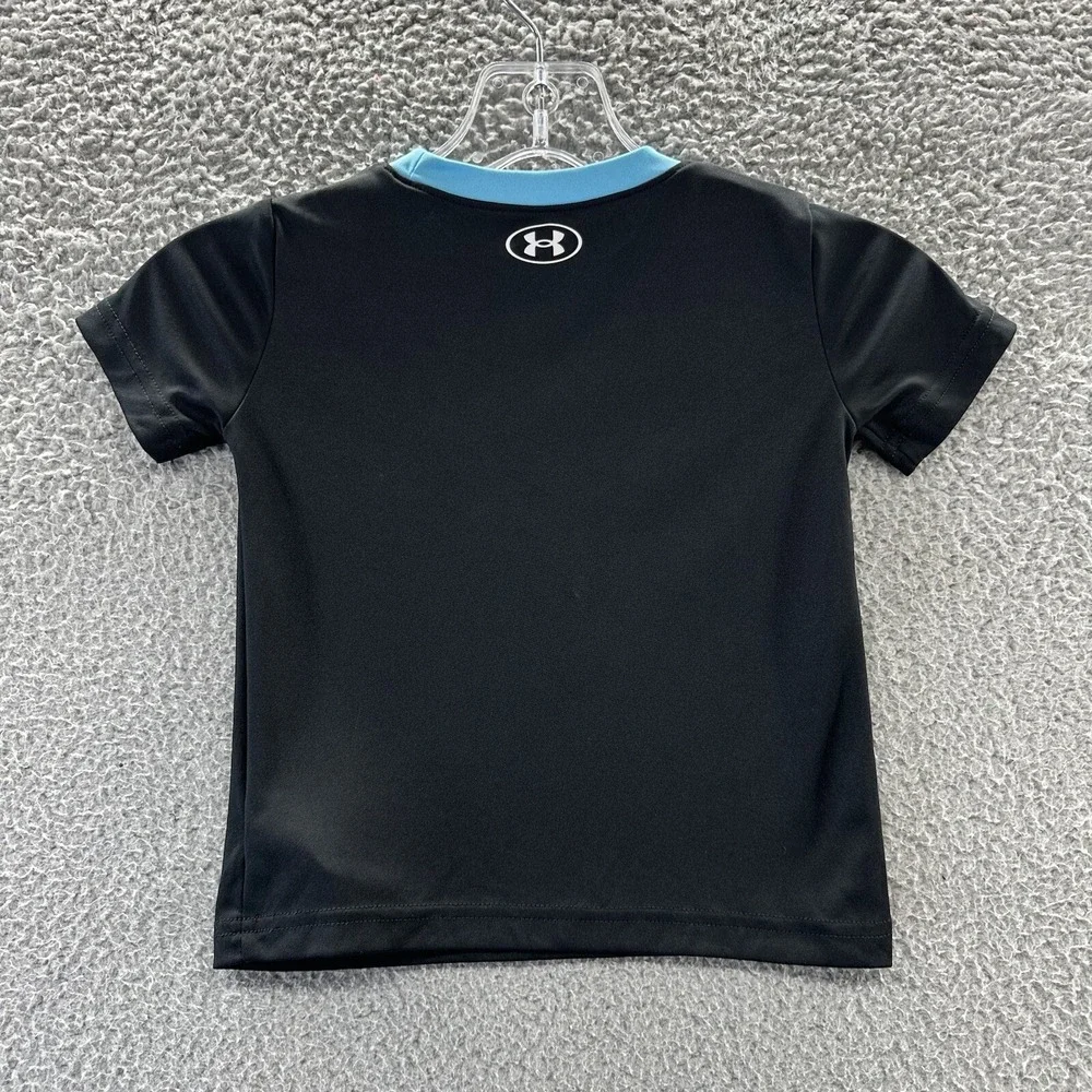 Under Armour T-Shirt Boys Size 2T  Black Short Sleeve Graphic T Shirt Boys 2T